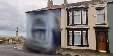 Traditional 3-bed House on the Historic Headland