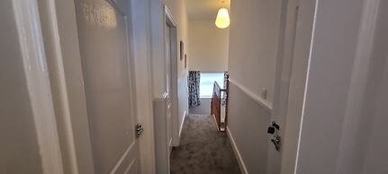 Traditional 3-bed House on the Historic Headland