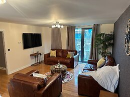 Tony's Court, Beautifully Furnished 2bedrooms Flat