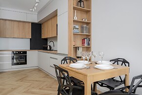 Michalczyka Apartment Wrocław by Renters