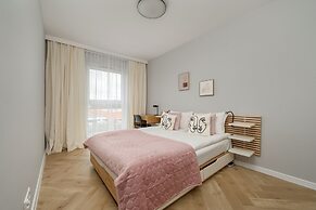 Michalczyka Apartment Wrocław by Renters