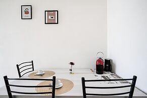 Bari Cozy Apartment by Wonderful Italy