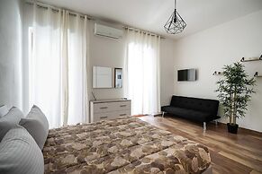 Bari Cozy Apartment by Wonderful Italy