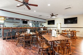 Port Of The Islands Resort