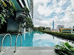 Cozy Skyline Retreat Trion KL - Level 63