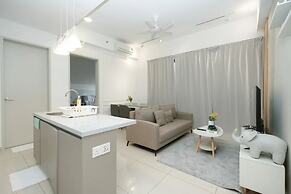 Cozy Skyline Retreat Trion KL - Level 63