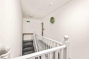 1 Bdr Modern Living in The Old Bank Hse