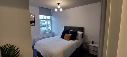 1 Bdr Modern Living in The Old Bank Hse