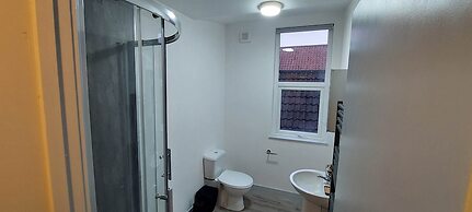 1 Bdr Modern Living in The Old Bank Hse