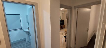 1 Bdr Modern Living in The Old Bank Hse