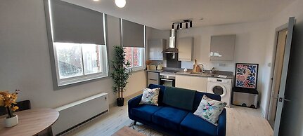 1 Bdr Modern Living in The Old Bank Hse