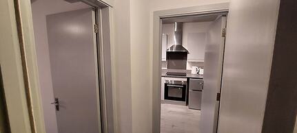 1 Bdr Modern Living in The Old Bank Hse