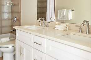 Roami at The Esplanade