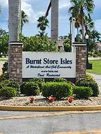 Luxury Long Waterview w Pool-kayaks-clubs-bikes