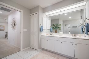 Luxury Long Waterview w Pool-kayaks-clubs-bikes