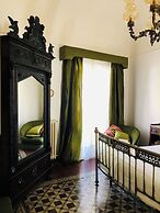 LA CASA SULLA PIAZZA