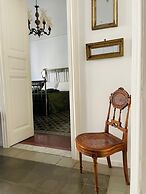 LA CASA SULLA PIAZZA