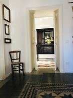 LA CASA SULLA PIAZZA