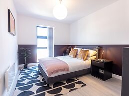 Victoria Square Two-bed Accommodation by Belvilla