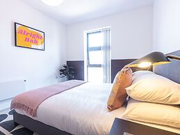 Victoria Square Two-bed Accommodation by Belvilla