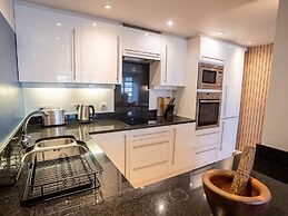 2BR Harbor View Near Babbacoombe Selfcheck-in