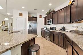 Amazing 4bdr House With Pool