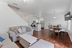 Amazing 4bdr few Miles From Disney - 3210