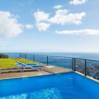 Casa Mozart II 15B in Estreito da Calheta