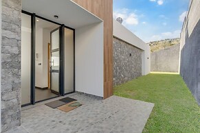 Casa Mozart II 15B in Estreito da Calheta