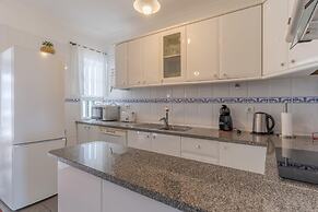 Forum Apartment 5th Floor Two Balconies