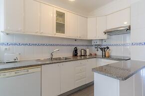 Forum Apartment 5th Floor Two Balconies