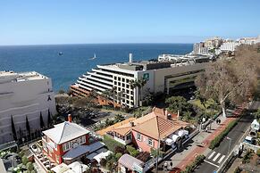 Monumental Apartment 712 Balcony Sea View