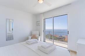 Villa Eldomar 61 in Estreito da Calheta