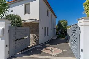 Villa Eldomar 61 in Estreito da Calheta