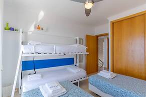 Villa Eldomar 61 in Estreito da Calheta