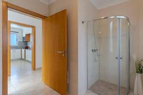 Villa Eldomar 61 in Estreito da Calheta