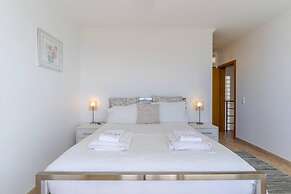 Villa Eldomar 61 in Estreito da Calheta