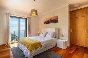 Canhas Views Pool and Barbecue