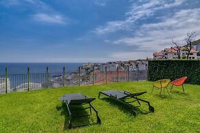 Mango in Funchal With 2 Bedrooms and 2 Bathrooms