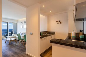Monumental Apartment 608 Balcony Sea View