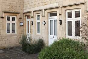 St Catherine s Hospital - Superior Apartment