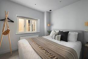 St Catherine s Hospital - Superior Apartment