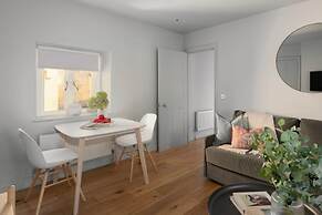 St Catherine s Hospital - Superior Apartment