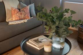 St Catherine s Hospital - Deluxe Apartment