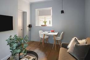 St Catherine s Hospital - Deluxe Apartment