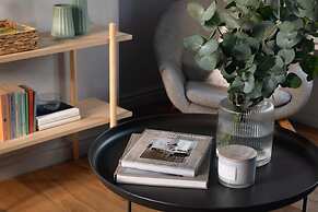 St Catherine s Hospital - Deluxe Apartment