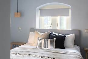 St Catherine s Hospital - Standard King Apartment