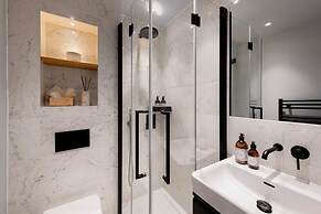 St Catherine s Hospital - Standard King Apartment