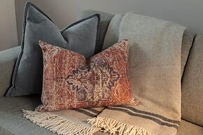 St Catherine s Hospital - Standard King Apartment