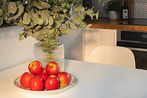 St Catherine s Hospital - Standard King Apartment